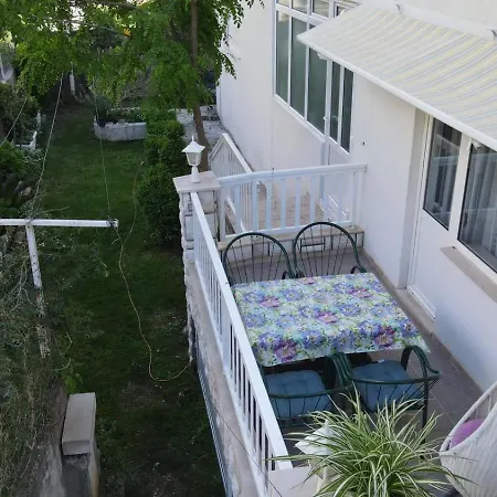 公寓 Pansion Ivana 巴什卡沃达