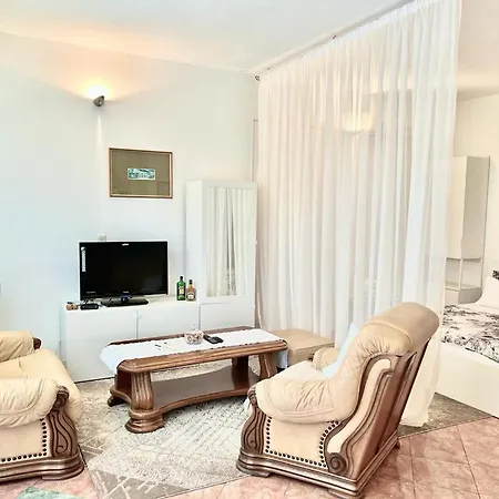 Pansion Ivana 巴什卡沃达