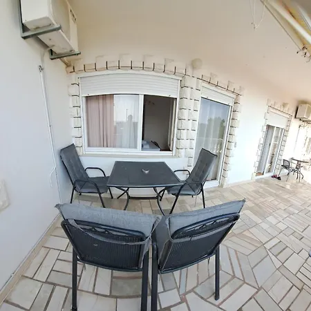 公寓 Pansion Ivana 巴什卡沃达