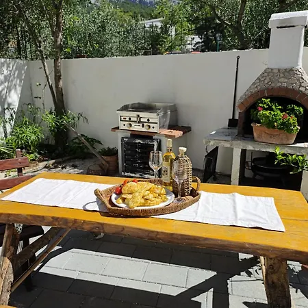 Pansion Ivana Apartment