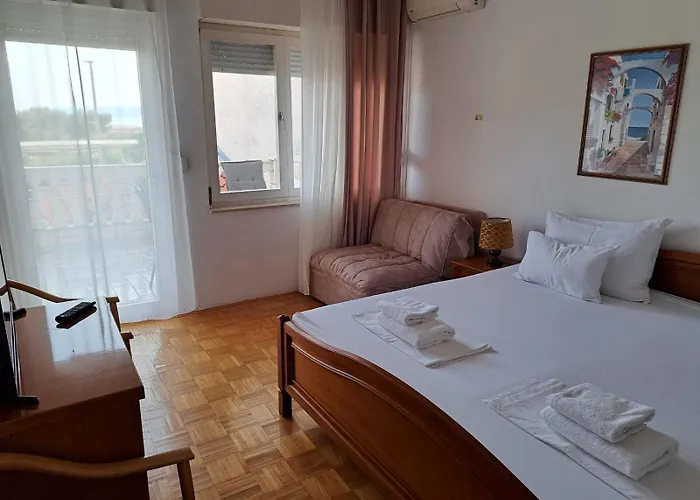 Pansion Ivana Baška Voda